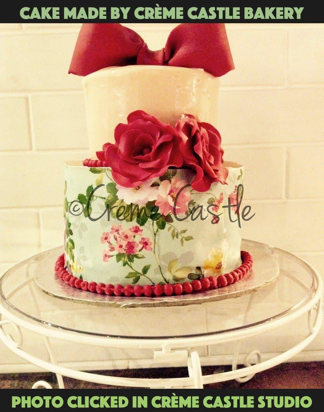Floral cake with pastel colors - Creme Castle
