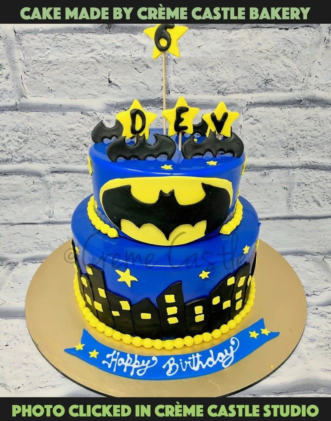 Batman Fan - Creme Castle