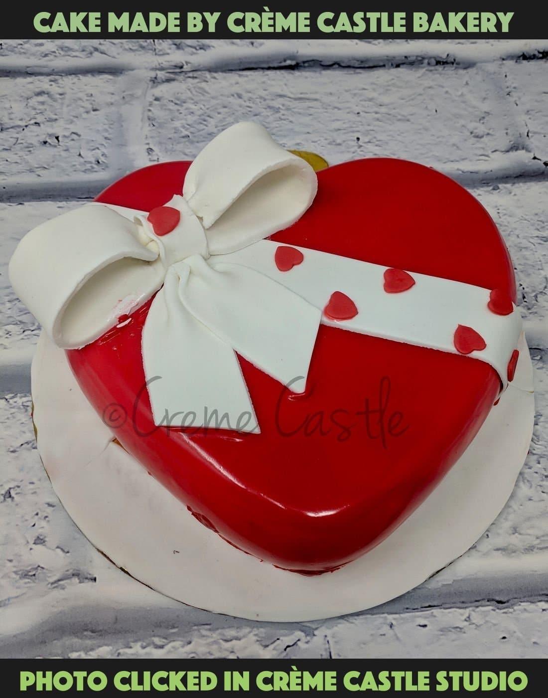 Red Heart and Bow - Creme Castle