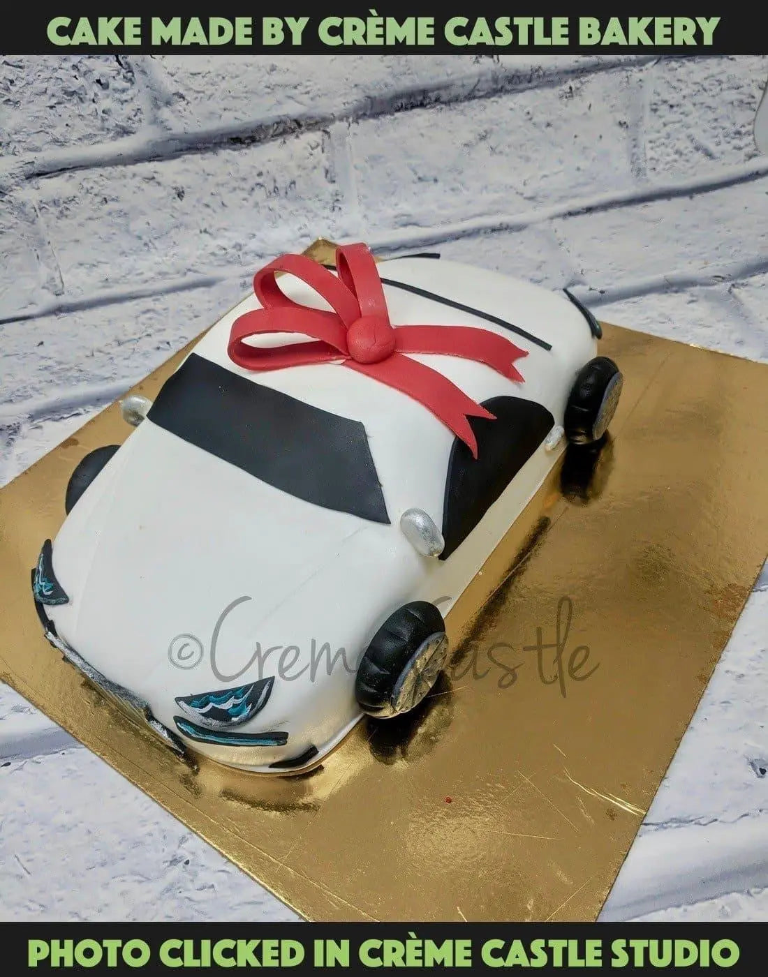 Car shape Cake - Creme Castle