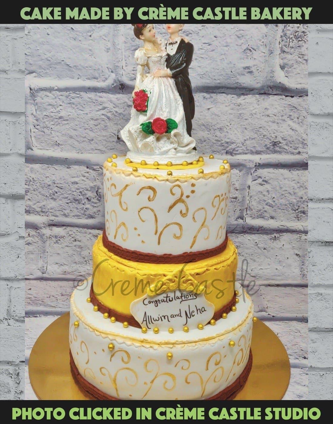 Tier Wedding Cake - Creme Castle